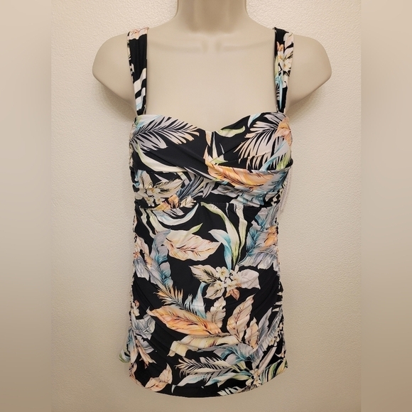Jantzen Other - NWT Jantzen Ladies One Piece Swim Suit